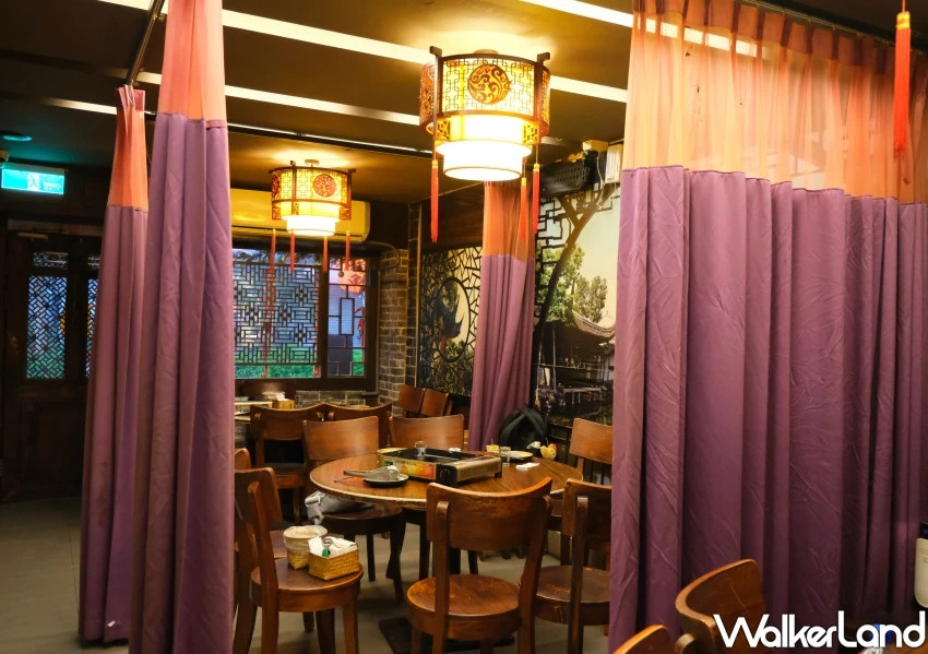 中山區宵夜推薦！魚紅苑重慶烤魚四川老闆坐鎮，免費加菜攻略。