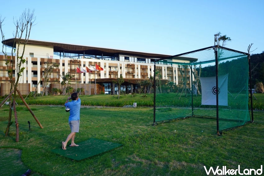 遠離下龍灣人潮！北越觀瀾島悅椿度假酒店開箱，北越最大戶外無邊際用池、泡湯、滑索一站體驗。